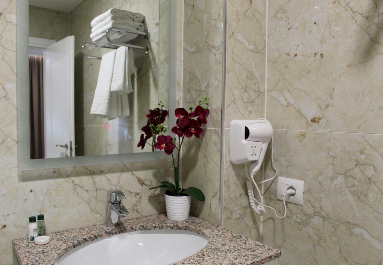 Ramel Hotel 티라나 외부 사진